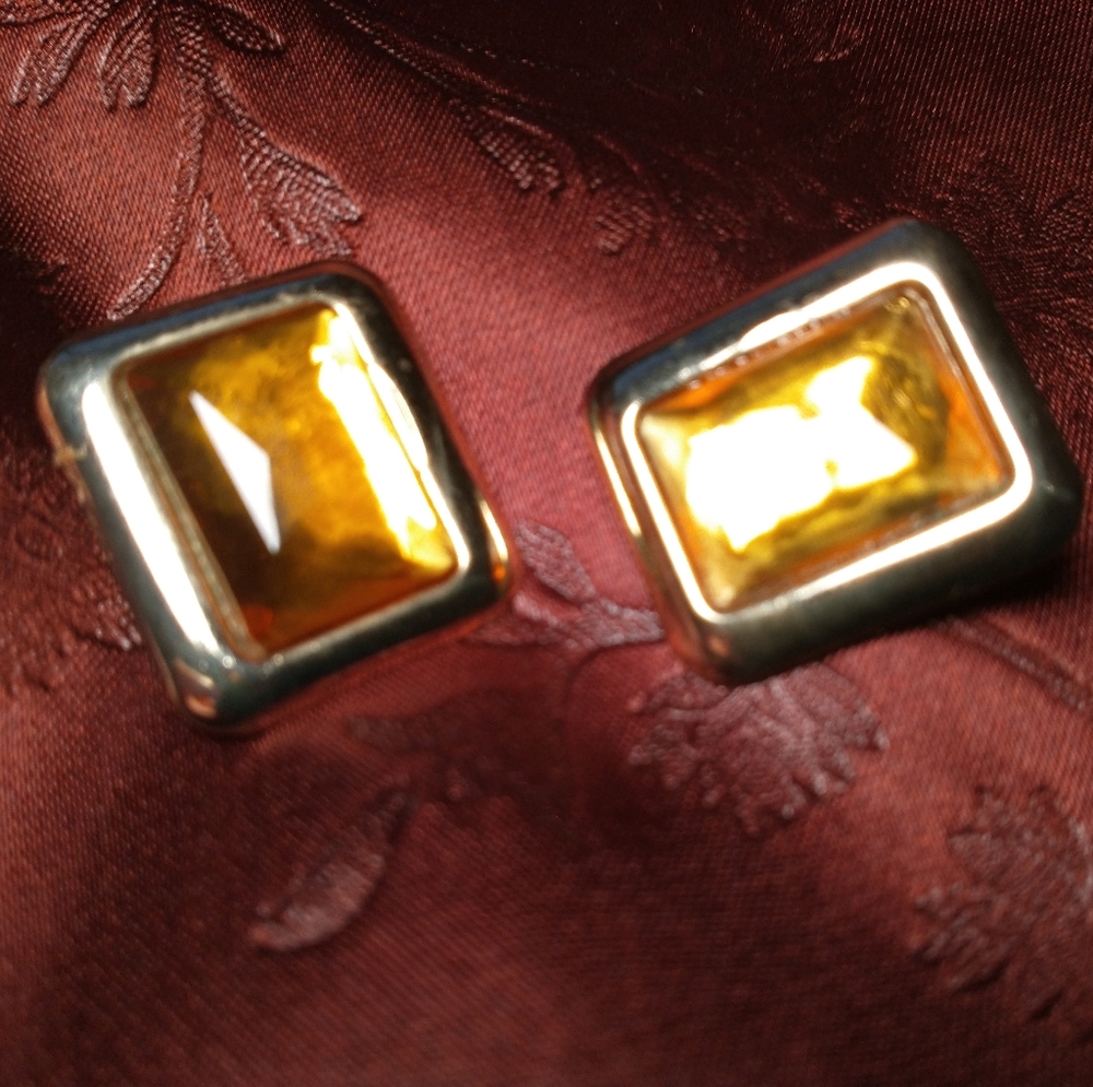 Jewelery